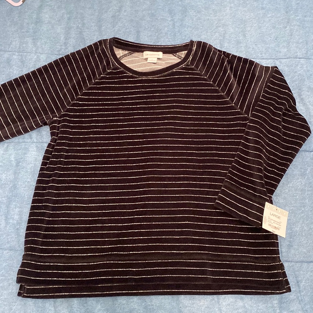 LIZ CLAIBORNE VELOUR SWEATSHIRT